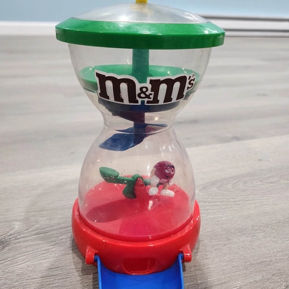 M&M'S Red and Green Hourglass Toy